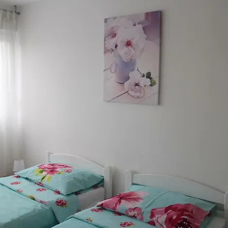 Apartment Damy *