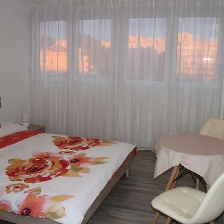 Damy Apartment