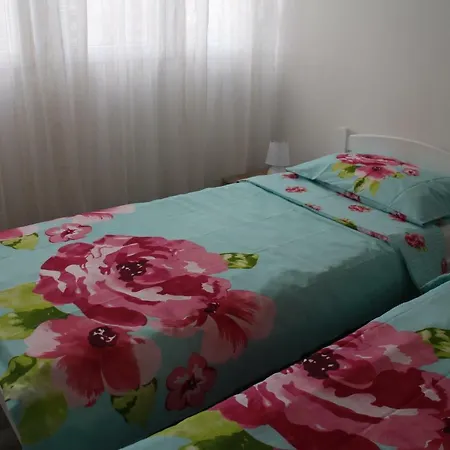 Apartment Damy