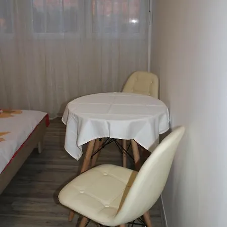 Damy Apartment